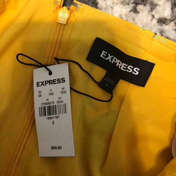 Express Skirt - Picture 2 of 4